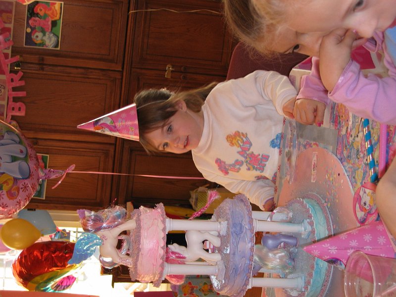 20041204 Jillian bday 29.JPG